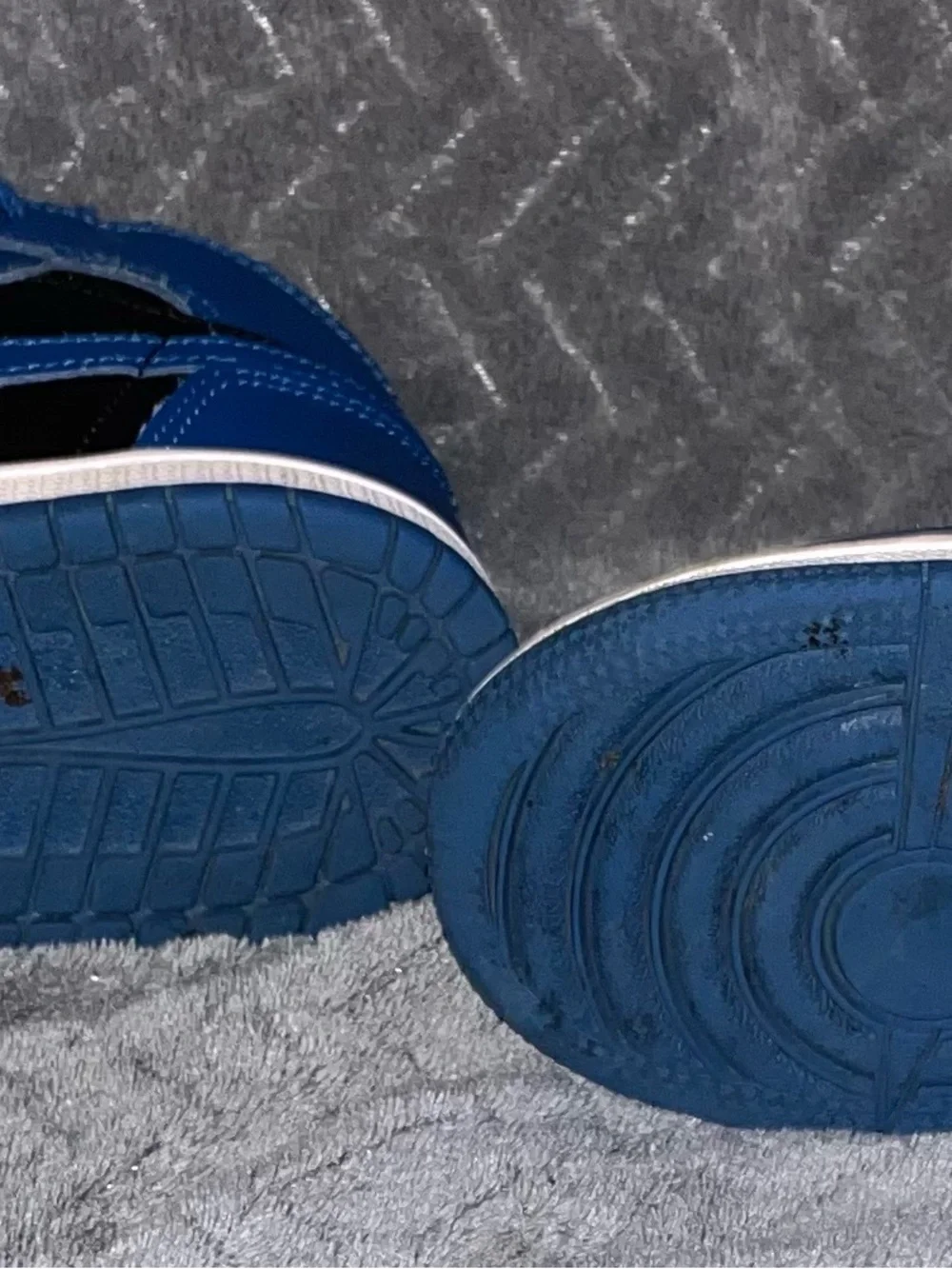Nike Air Jordan Retro High OG “Dark Marina Blue”